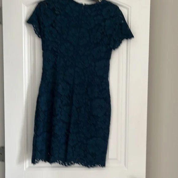 Closet Clearout!🎉Lauren Ralph Laurendress 6 petite. 93% off retail. Final price - Picture 3 of 5